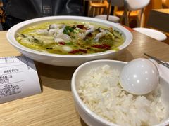 老坛酸菜鱼-鱼你在一起(奉贤宝龙城广场店)