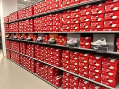 -NIKE上海青浦优选体验店