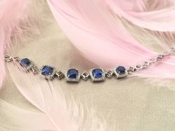 -威德钻石-克拉钻大本营(南京东路店)