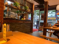-弄堂咪道-饭香·面香·馄饨香(钦州北路田尚坊店)