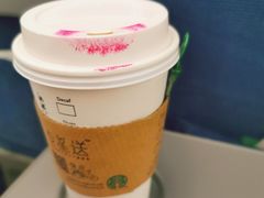 -星巴克(上海虹桥站2A检票口)