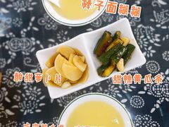 -八两八金·莱芜特色炒鸡(市南漳浦路店)