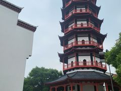 -绳金塔