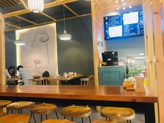 大堂-红小满休闲餐厅(十全街店)