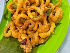 咸蛋黄鱿鱼-明记烧鱼美味店