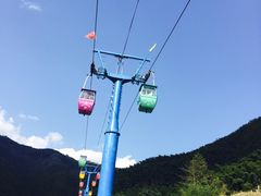 -浙东第一尖雪山欢乐谷