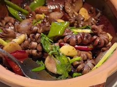 -八府香鸭·啫啫煲(华山路店)