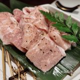 坐着等吃