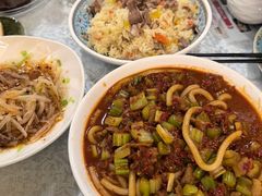-汗腾格里·风味餐厅(新疆驻京办店)