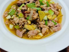 -老滇山寨•云南特色菜•地方菜•民族风情歌舞表演(金碧店)