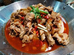 -昱龙大盆牛蛙馆(三兴街总店)