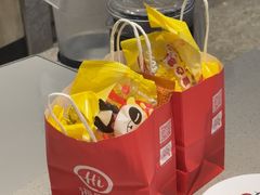 -海底捞火锅(中州万达店)