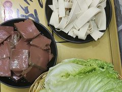 -曹丞相·地锅鸡·地锅鱼(武林店)