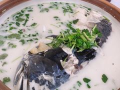 砂锅有机鱼头汤-千岛湖鱼味馆(十字街总店)