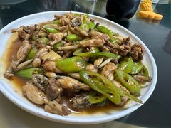 -芦茨金富饭庄·25年老字号·专做稻草鸡