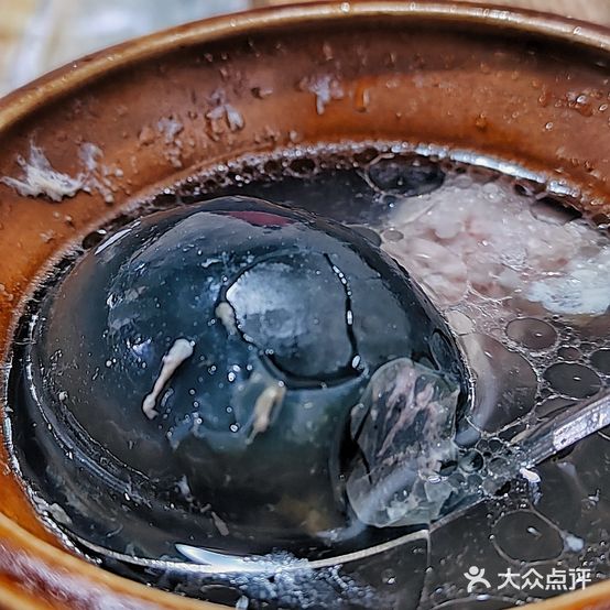 黄记瓦罐煨汤(广场东路店)