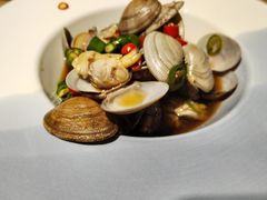-臻鲜燕海鲜融合餐厅(金陵style店)