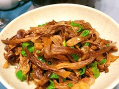 -忆江南·临江鱼馆