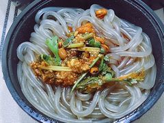 -万记麻辣烫国展总店