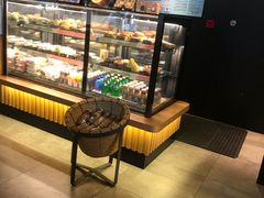 面包甜点陈列柜-星巴克(绍兴柯桥柯岩景区店)