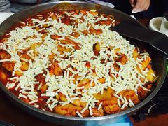 -亲昵春川鸡排(韩国美食街店)