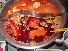 -潮辣成都老火锅(奉贤扶港路店)