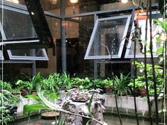 -茅台镇网红溶洞餐厅·茅帮菜馆