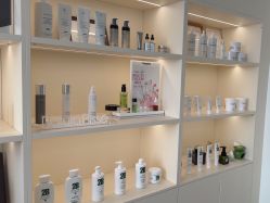 -JNK皮肤管理中心