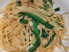 -费大厨辣椒炒肉(高铁吾悦广场店)