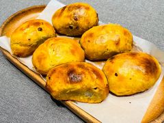 小龙虾烤包子-丝路有约·优雅新疆菜(万宴城店)