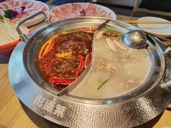 鸳鸯锅底-彤德莱牛肉火锅(双港店)