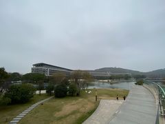 -上海佘山世茂艾美酒店