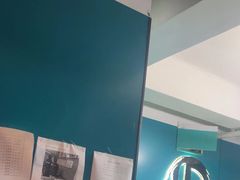-荒岛实景沉浸密室(江汉路1店)