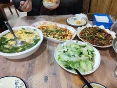 -洪霞餐馆