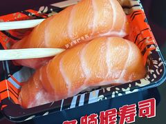 三文鱼腩握寿司-沼津港精致料理·寿喜烧·烧鸟(漕河泾印象城店)