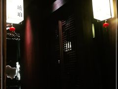 -余欢领鲜火锅(新街口店)