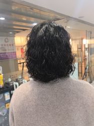 -镁连社·美联社