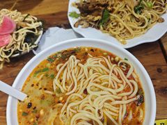-萍姨抻面馆·鸡架冒菜(清湖店)