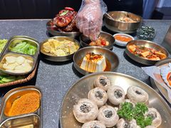 -草家酱蟹炭火烤肉店(珲春南路二店)