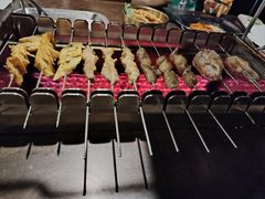 -麦凯伦烧烤·精酿超级工厂店(金桥总店)