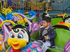 -顺德大良半月城游乐场