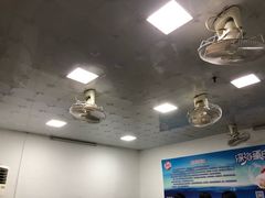 -重庆火红麻辣烫(伟超置业大厦店)