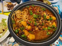 -楼兰古丽·新疆拌面·清真(华阳城店)
