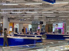 -优购镜仓(黄岛吾悦店)
