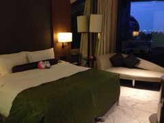 -上海滴水湖皇冠假日酒店