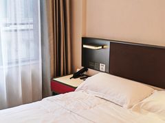 -府上酒店(广州火车站越秀公园地铁站店)
