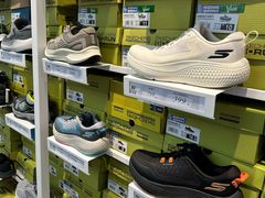 -斯凯奇(八达岭奥特莱斯店)