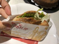 -一叶一世界•素食餐厅(环球中心店)