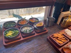 -银米·云南传统过桥米线(双廊黑金冠店)