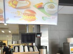 -麦当劳(健德桥得来速店)